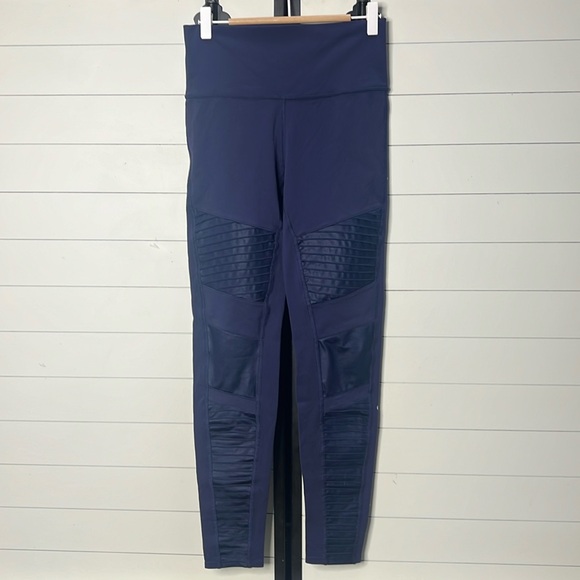 ALO Yoga Pants - Alo high waisted moto leggings Large